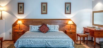 Drewno w sypialni – ponadczasowe aranżacje wnętrz