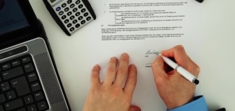 Umowa kredytu pod zastaw działki – dlaczego podpisujemy ją u notariusza?